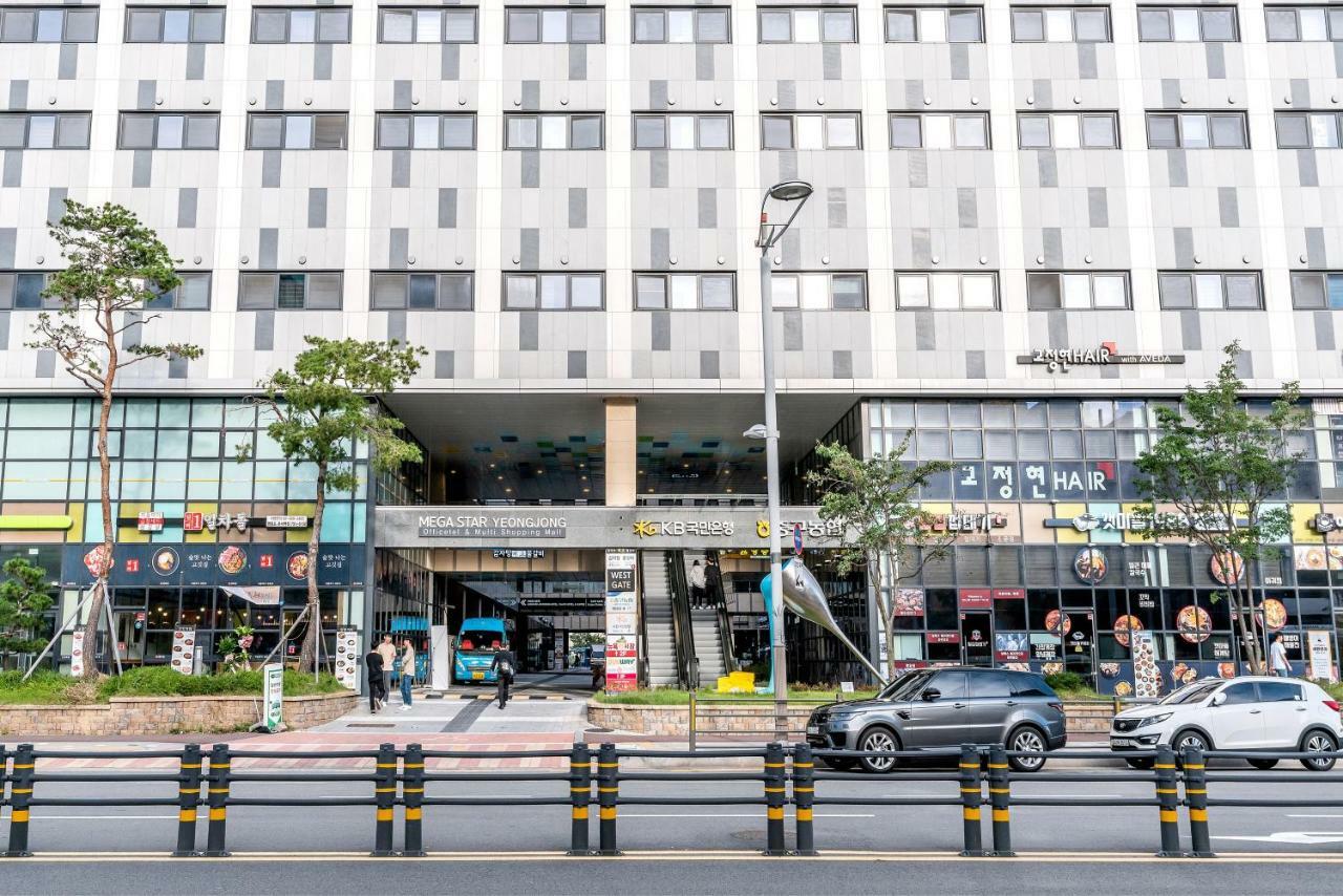 Days Hotel & Suites By Wyndham Incheon Airport Bagian luar foto